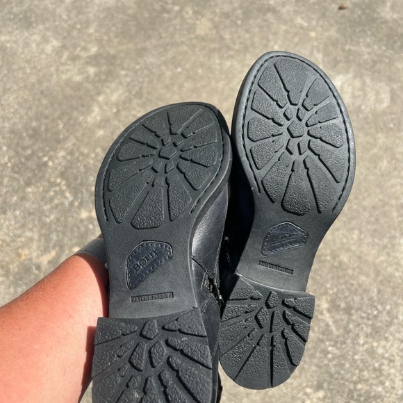 BORN Ankle Boots - Picture 3 of 10